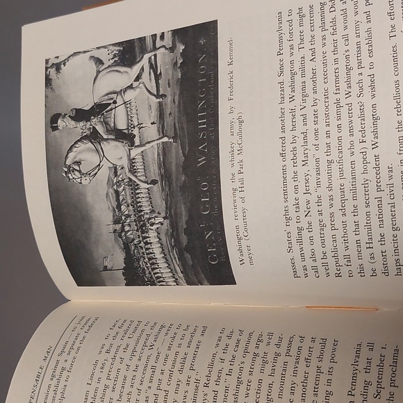 Book by Flexner, "Washington The Indispensable Man". - Picture 6 of 9